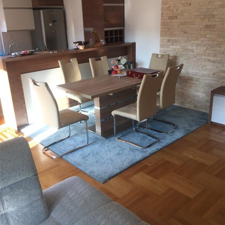 Izdavam-kopletno-luksuzno-opremen-90m2-stan (4)