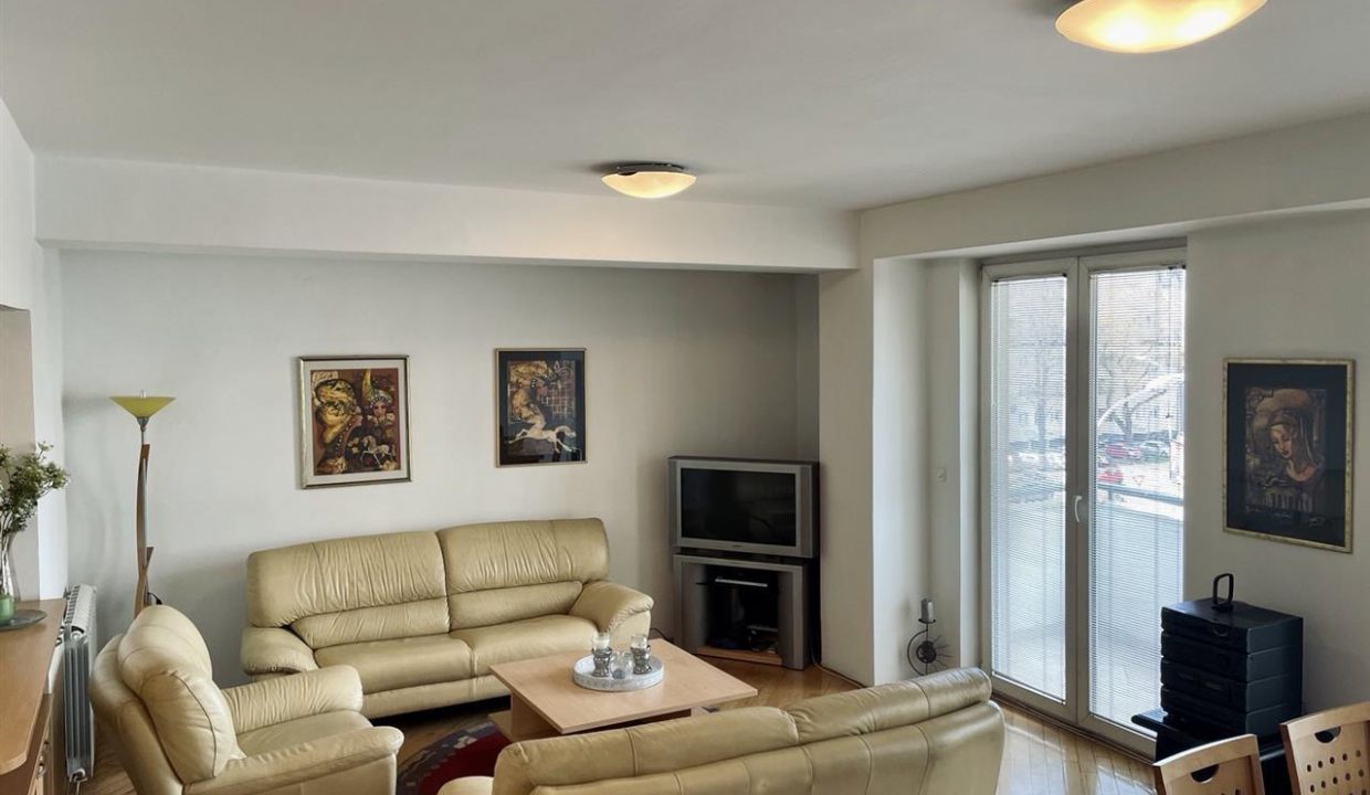 Apartment-for-rent-in-Skopje-Center (1)