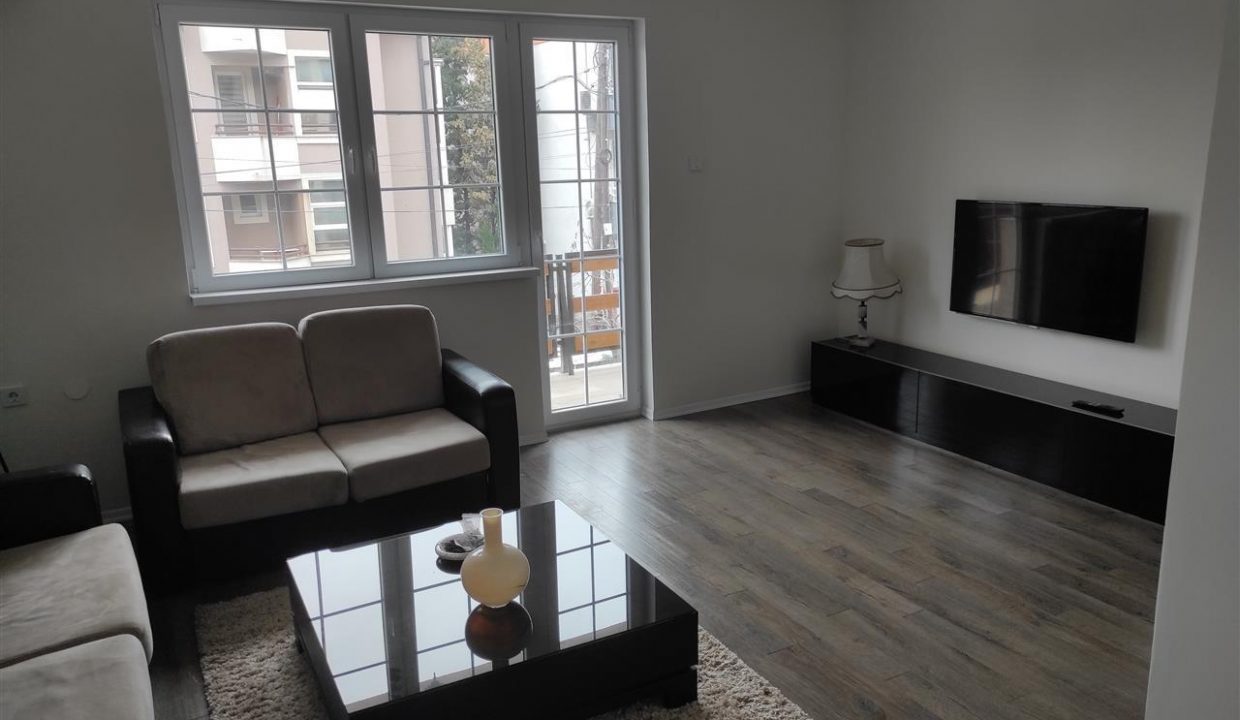 Stan-za-iznajmuvanje-vo-Crnice-Apartment-for-rent-in-Crniche (2)