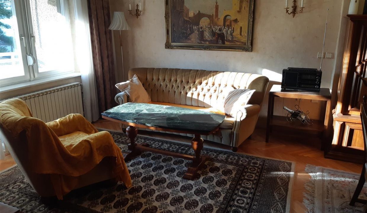 Se-iznajmuva-trosoben-stan-vo-Porta-Bunjakovec