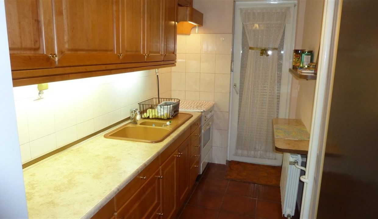 Se-iznajmuva-trosoben-stan-vo-Porta-Bunjakovec (8)