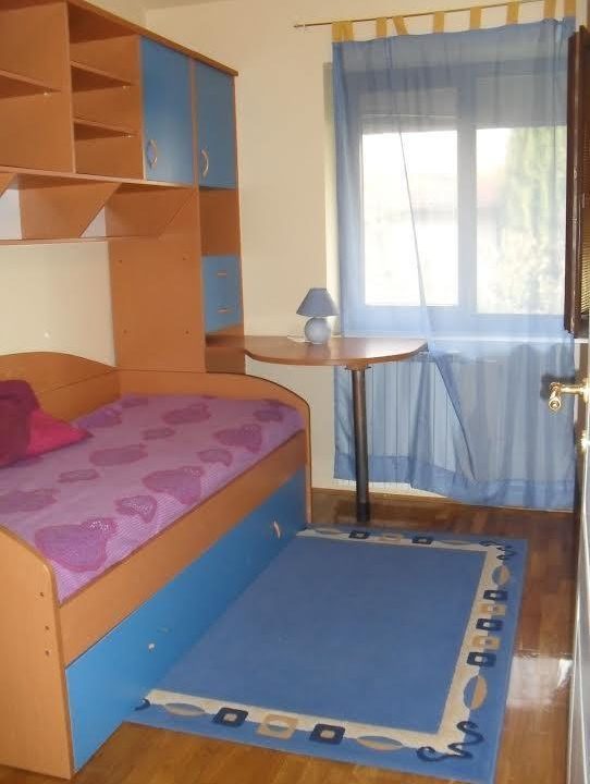Se-izdava-sprat-od-kuka-vo-Kozle-120m2 (1)