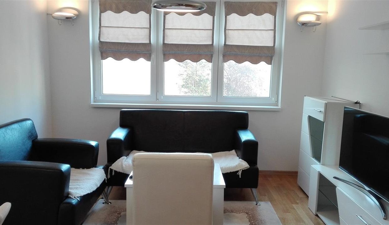 Se-izdava-stan-vo-Debar-maalo (2)