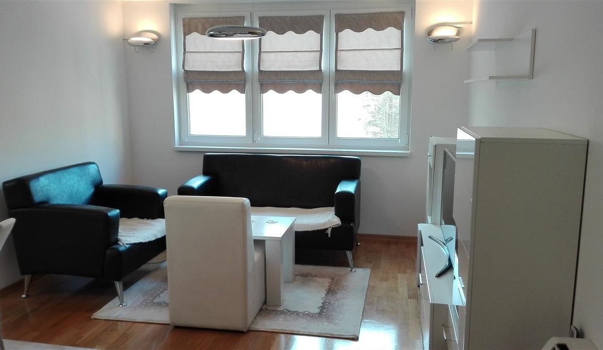 Se-izdava-stan-vo-Debar-maalo (3)