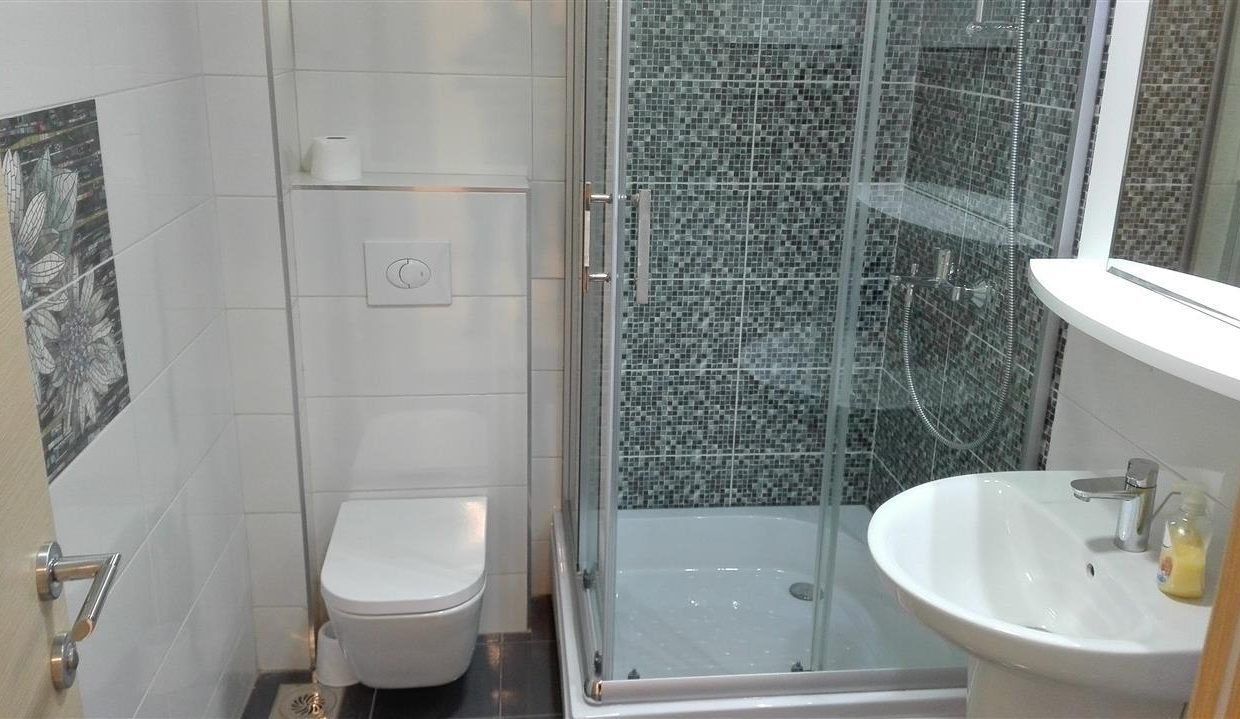 Se-izdava-stan-vo-Debar-maalo (7)