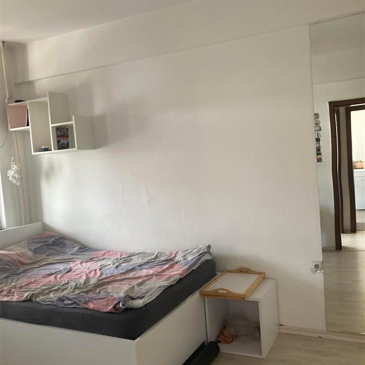 se-izdava-ednosoben-stan-vo-centar-na-dolg-prestoj (6)