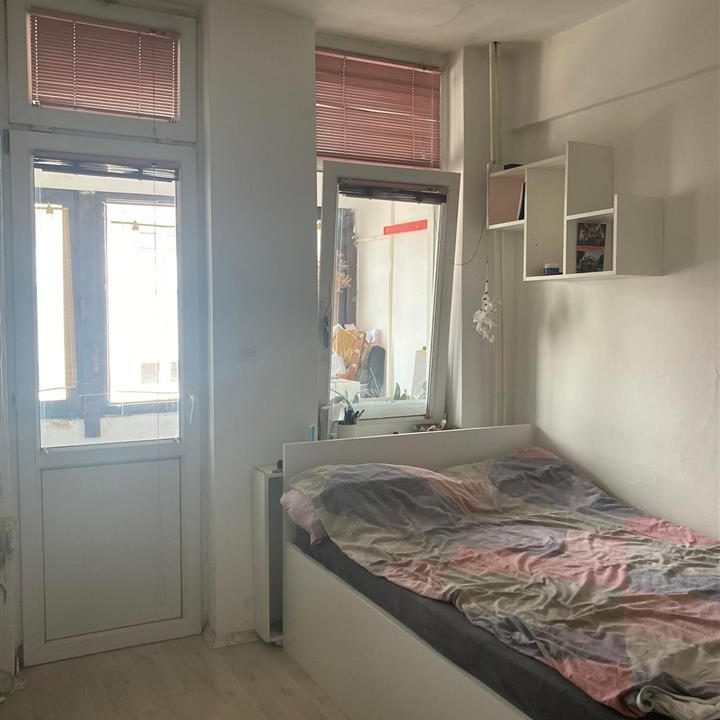 se-izdava-ednosoben-stan-vo-centar-na-dolg-prestoj (9)