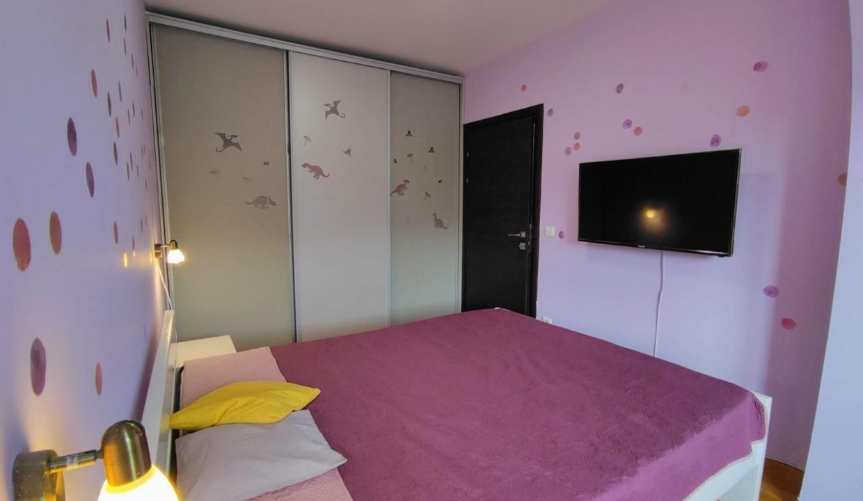 se-izdava-dvosoben-stan-od-58m2-vo-czentar