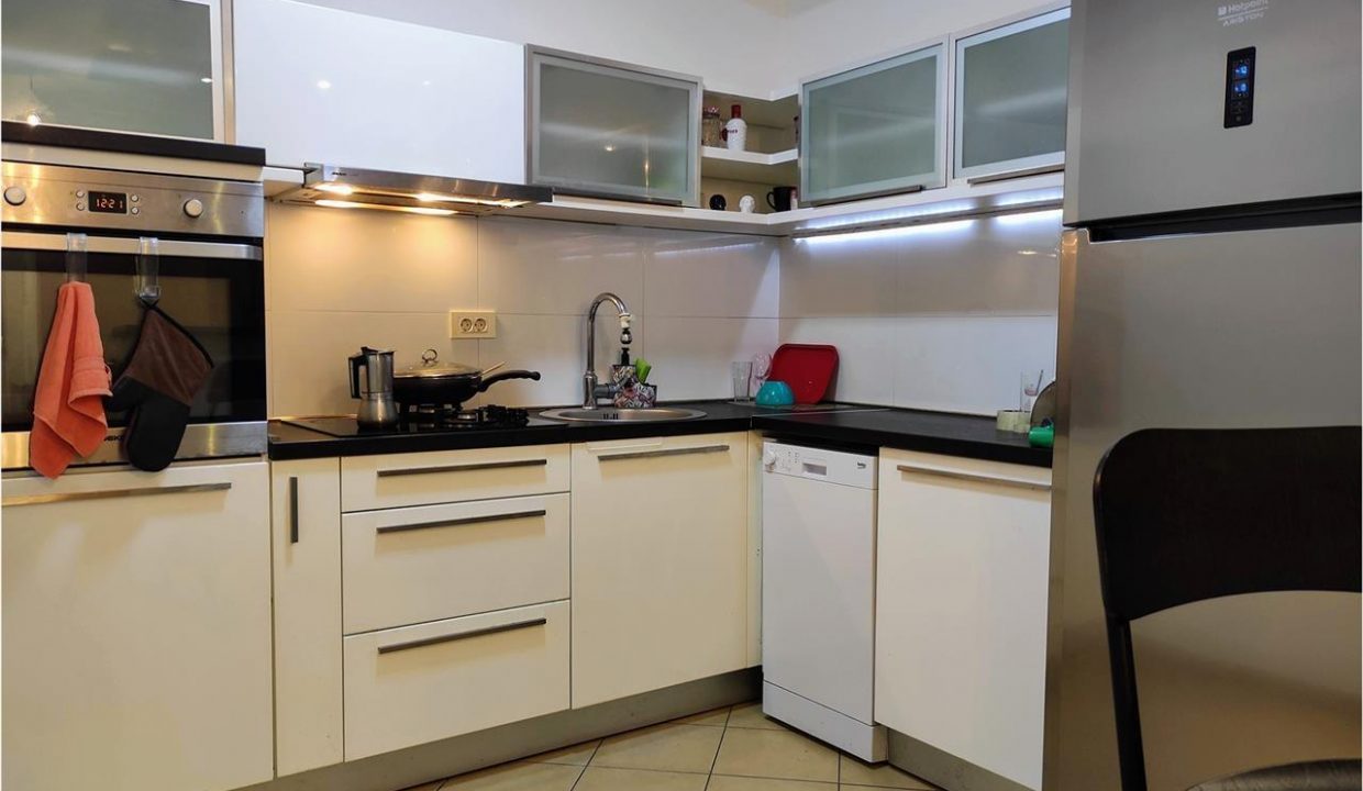 se-izdava-dvosoben-stan-od-58m2-vo-czentar (7)