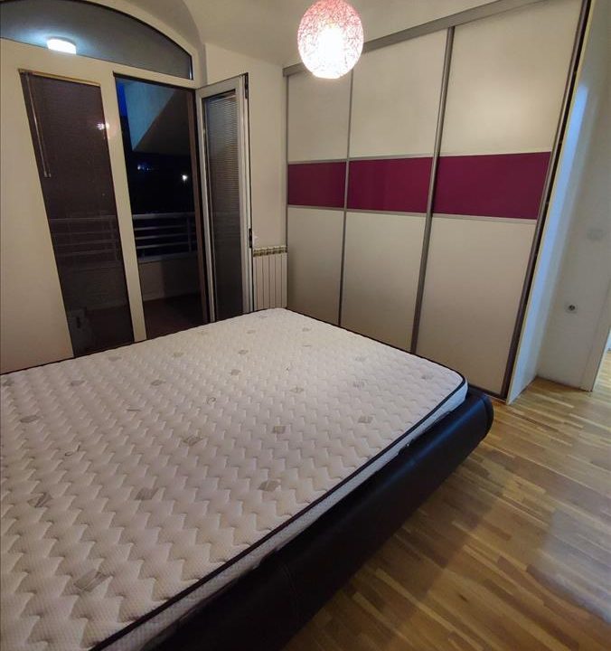 2b0aecbc-e21b-4135-a92a-85e0d92c87bf