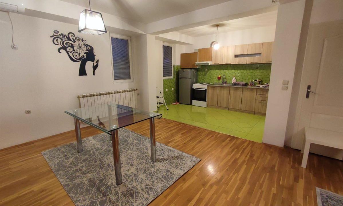 418e180c-5a6b-4ab5-a871-43aef234fa5c