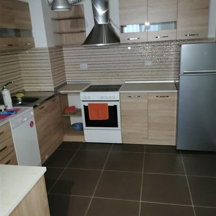 izdavam-stan-vo-kapishtecz-apartment-for-rent-in-center (4)