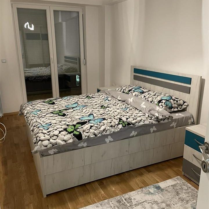 se-izdava-odlichen-dvosoben-stan-na-prashka-taftalidhe-1 (2)