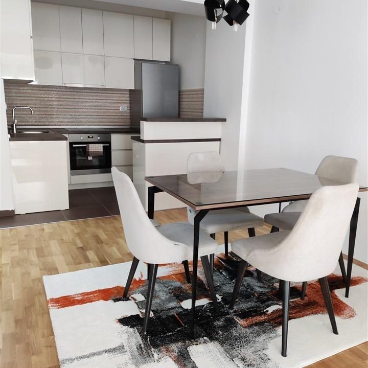 se-izdava-odlichen-dvosoben-stan-na-prashka-taftalidhe-1 (7)