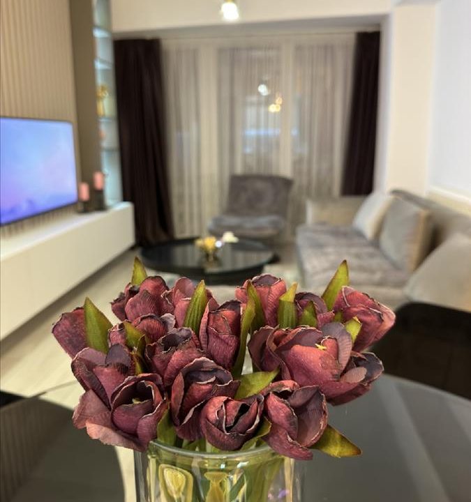 f9ed5987-60bc-40e5-a349-f868945c19cc