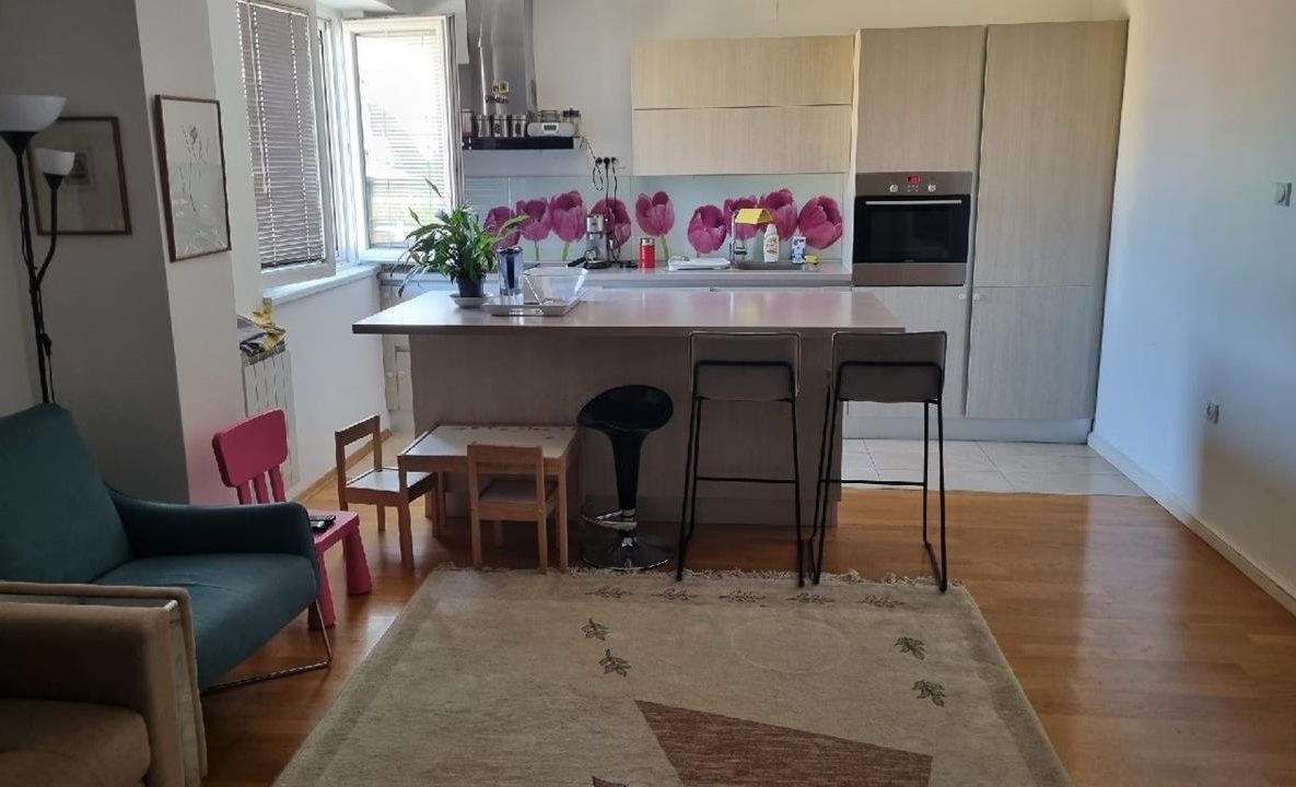 fa1abde8-3bdb-47b1-bf60-0401aee62105