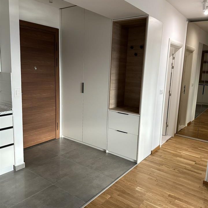 nevseluvan-stan-vo-bisi-taftalidze-so-podzemna-garaza (4)