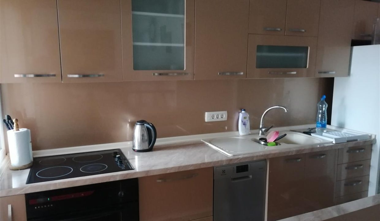 izdavam-stan-vo-kapistec (5)