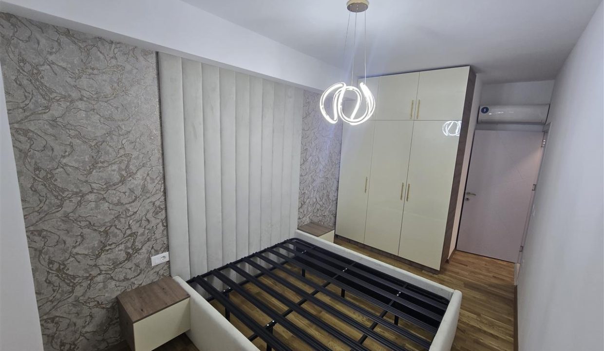 se-izdava-nov-moderno-namesten-stan-64-m2-so-garazha-czrniche (4)