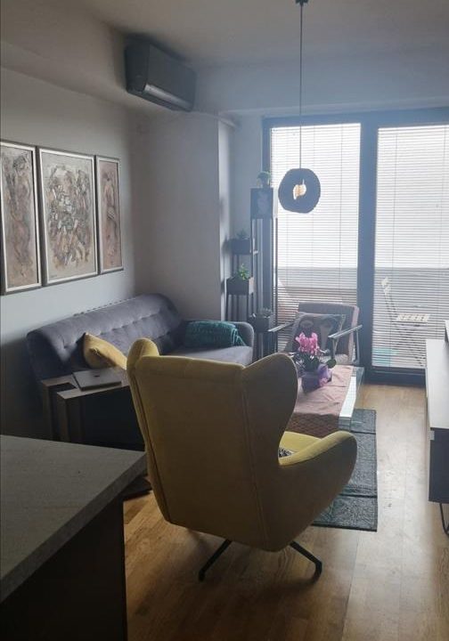 72fbb5de-c455-4eee-9b57-f7bef105231c