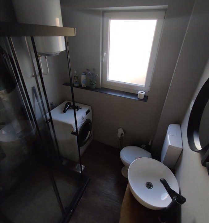 aaa09754-c88e-4555-b09f-77f95e555901