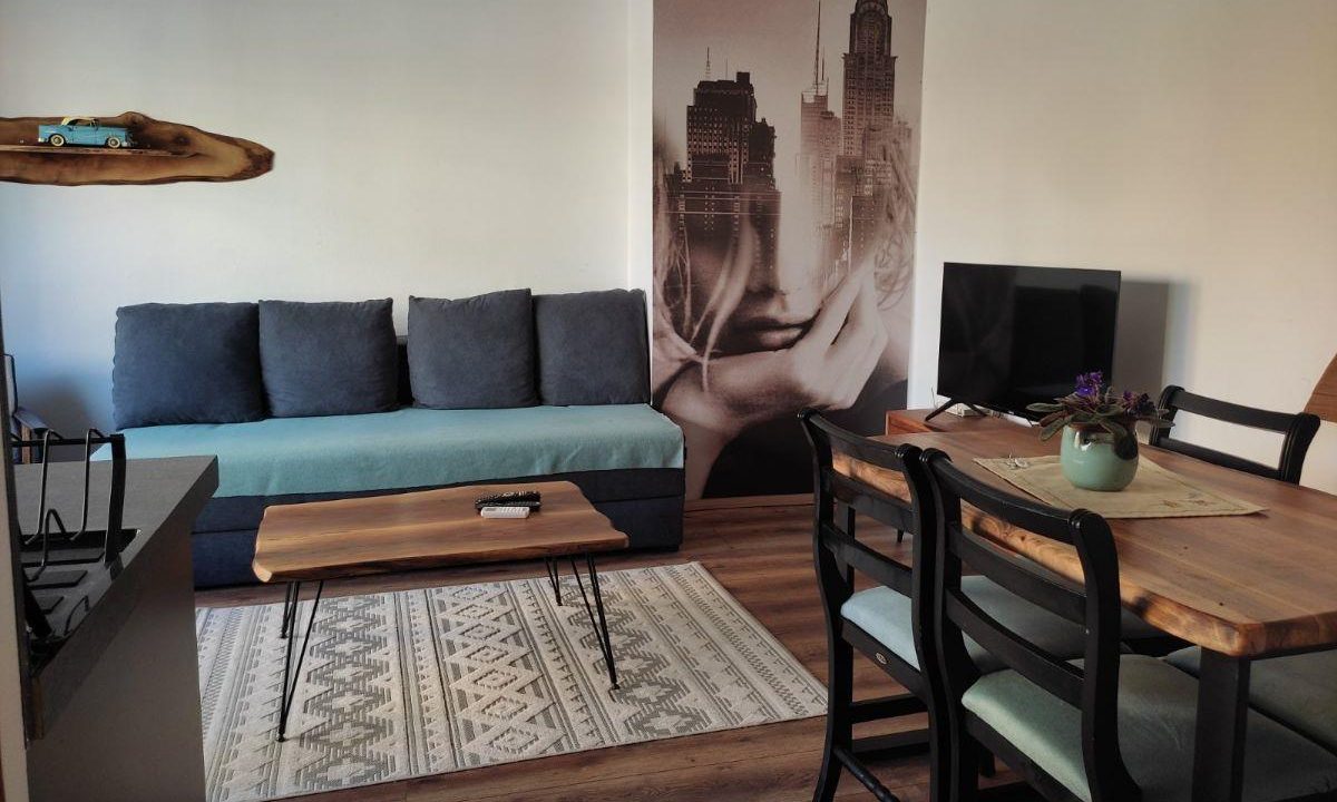 ca7a33d7-aa3b-4d05-90e4-55c073ac1dd7 (1)