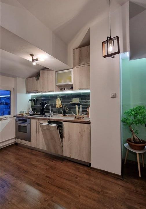 de56d3be-d5b7-4ed8-9594-81335c19c9ec