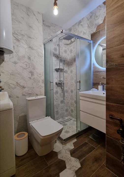 e2a506a3-56e8-42ee-a524-15257200367c